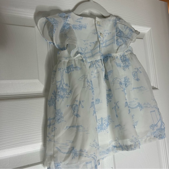 🍭🍭Carter’s White and Blue Printed Baby Dress 6 months - Picture 3 of 7